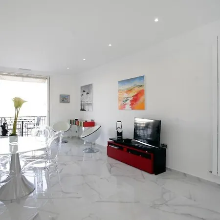 La Croisette Elegant Avec Balcon Et Vue Apercu דירה